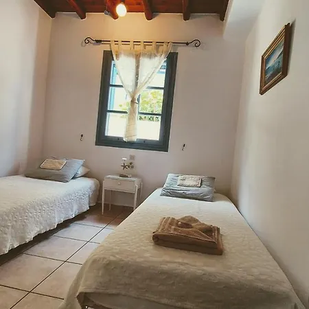 Cycladic Cozy For5 Holiday home *