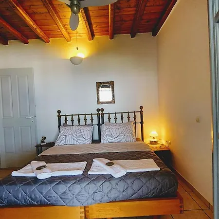 Cycladic Cozy For5 Holiday home *